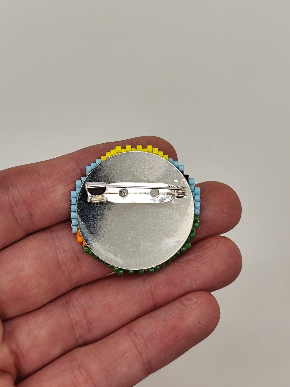 Handmade Beaded Cat Pin - Picture 4 of 4